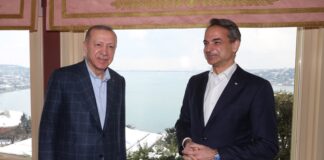 Турският президент Реджеп Тайип Ердоган и премиера на Гърция Кириакос Мицотакис