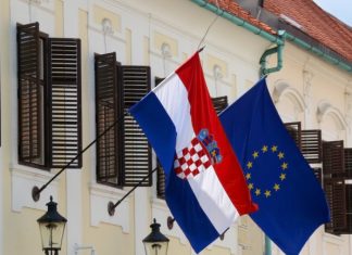 Хърватия - ЕС- знаме