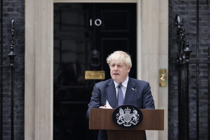 На снимката Борис ДжонсънБившият британски премиер Борис Джонсън се оттегли
