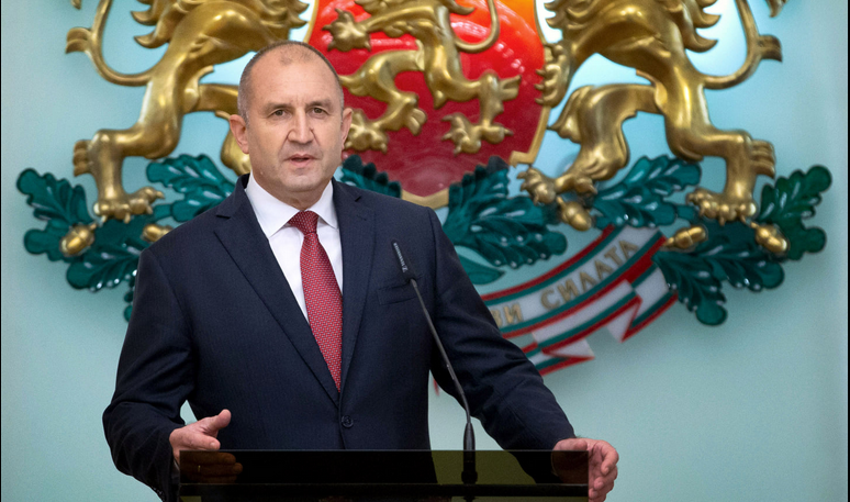 Президентът Румен Радев заяви, че 48-то НС се саморазпусна от