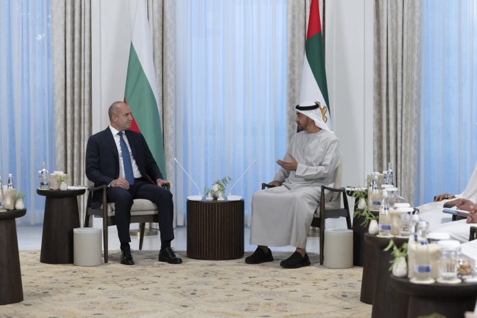 Румен Радев и президента на ОАЕ и владетел на Абу Даби Н.В. Шейх Мохамед бин Зайед Ал Нахаян.