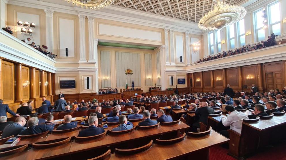 Държавният глава Румен Радев е издал указ за гласуването на