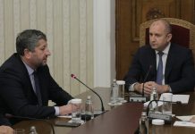 Консултаци на президента Румен Радев с Демократична България