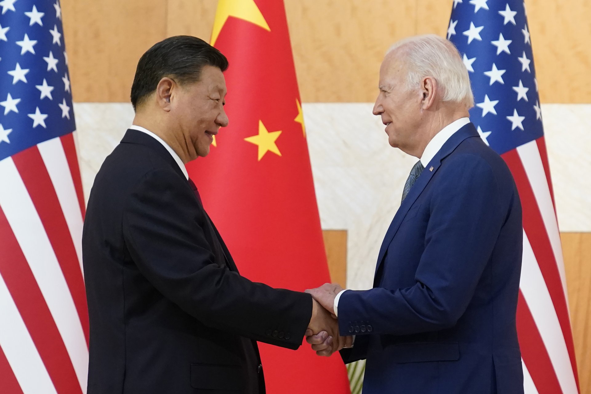 Днес президентите на САЩ и Китай Джо Байдън и Си