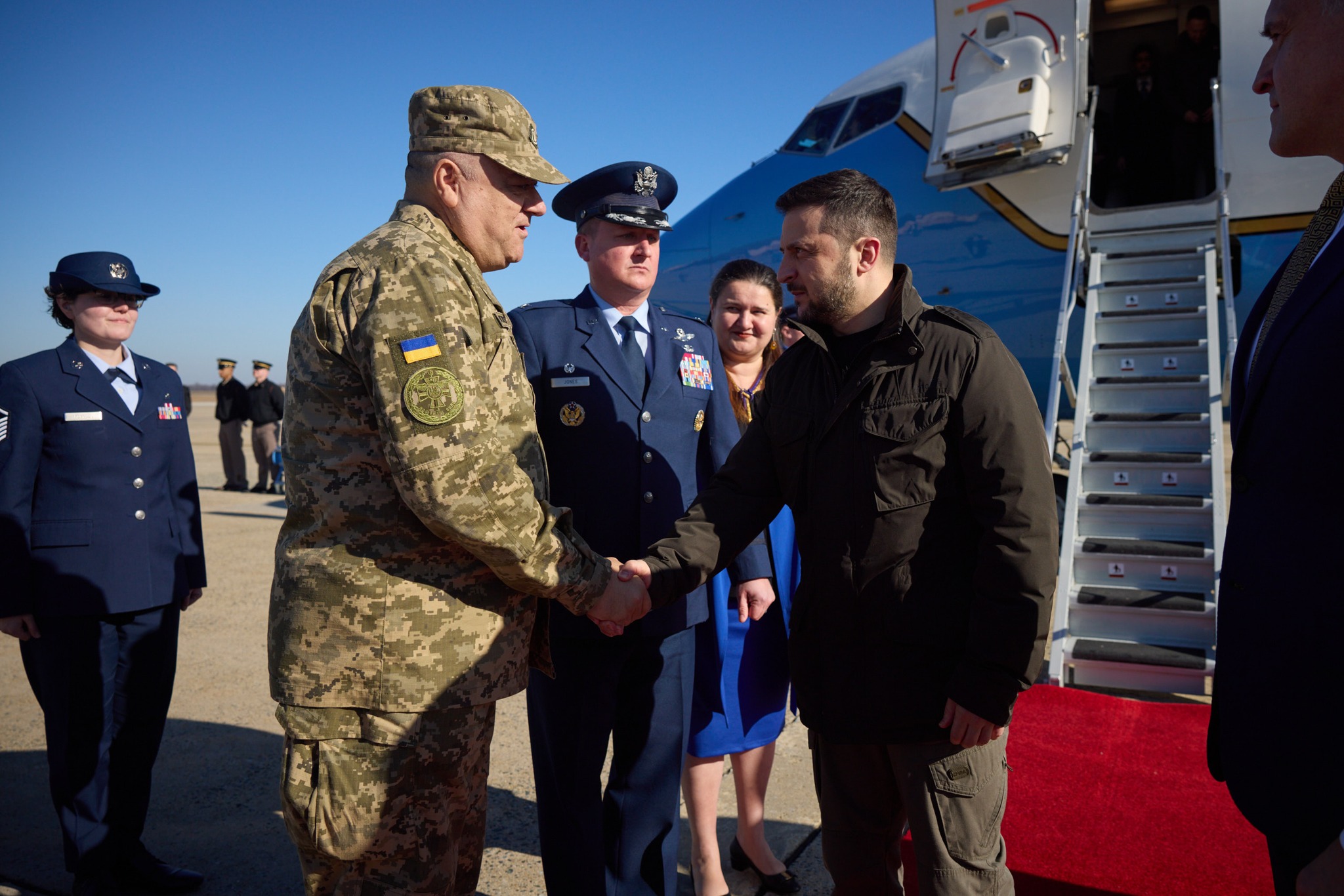 Президентът Зеленски пристига във Вашингтон Снимка Володимир Зеленський Facebook Украинският