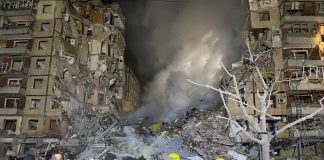 Електропреносната система на Украйна пострада при руските въздушни удари