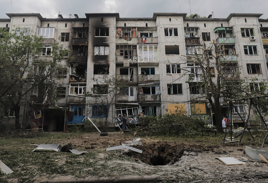 Голяма част от града е разрушена снимка БГНЕСВойната в Украйна