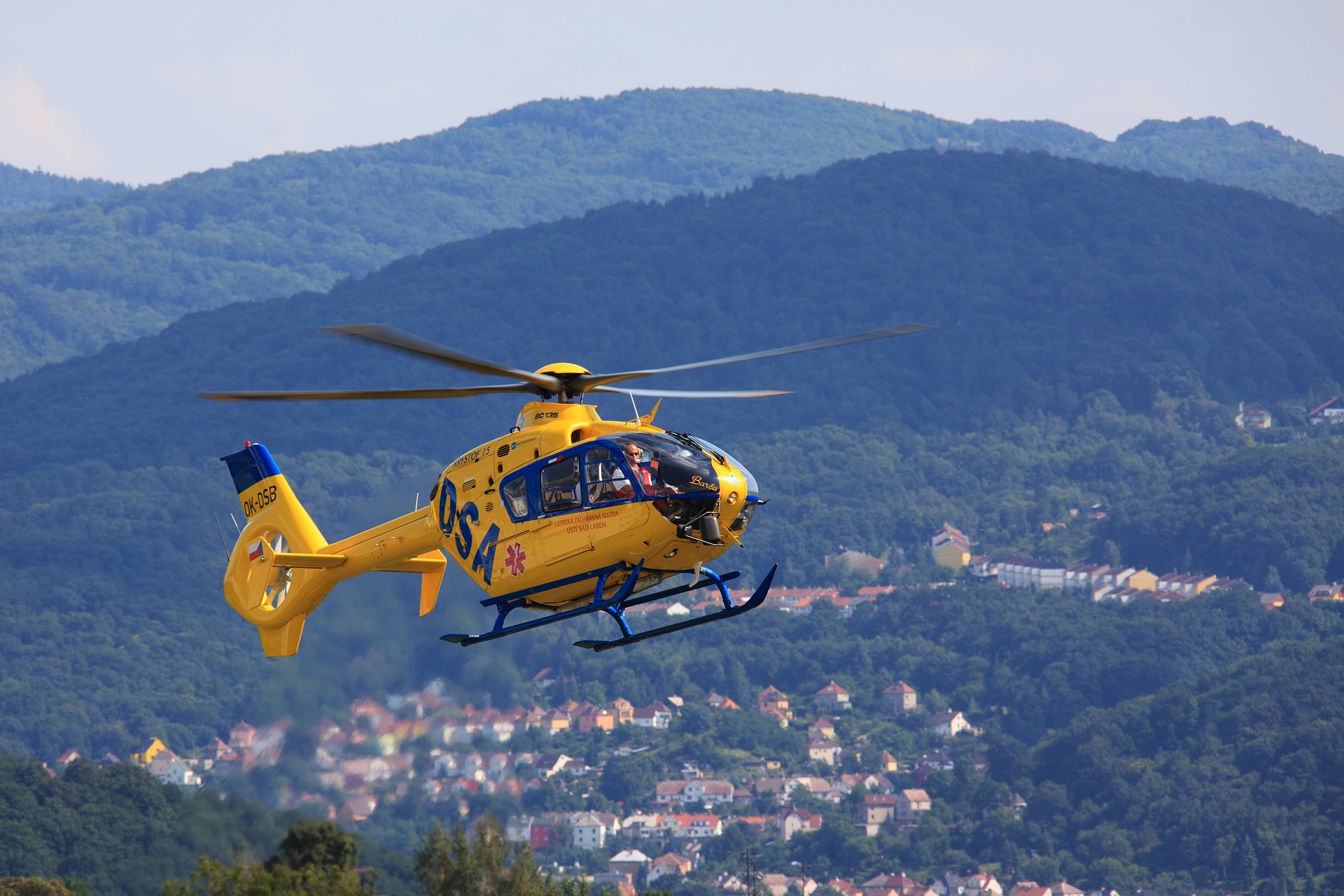 След дълги години чакане България най сетне ще има медицински хеликоптер