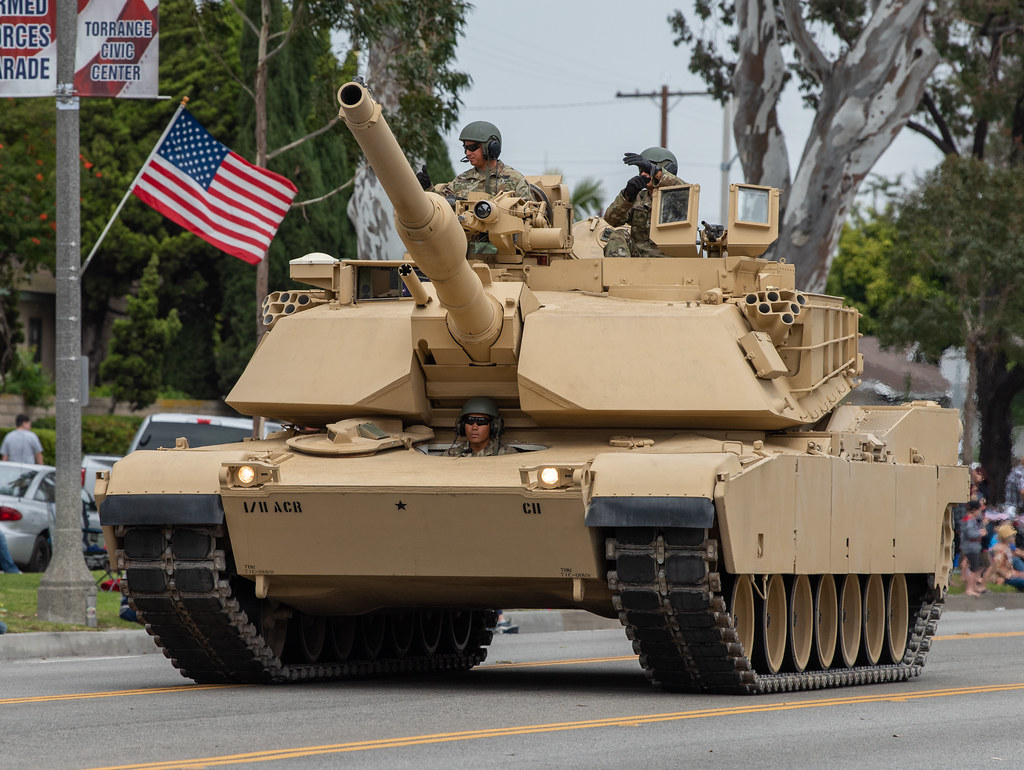 Военна техника на Сухопътните войски на САЩ – танкове Ейбрамс“