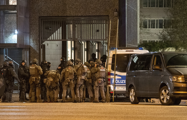 Осем станаха жертвите на стрелбата в Хамбург предаде БНР Вчера