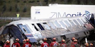Влакова катастрофа Гърция