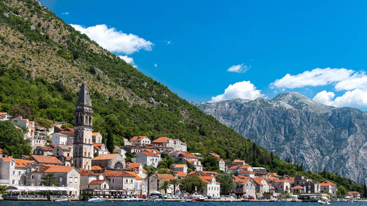 Остров Свети Марко в Черна гора се продава за 80