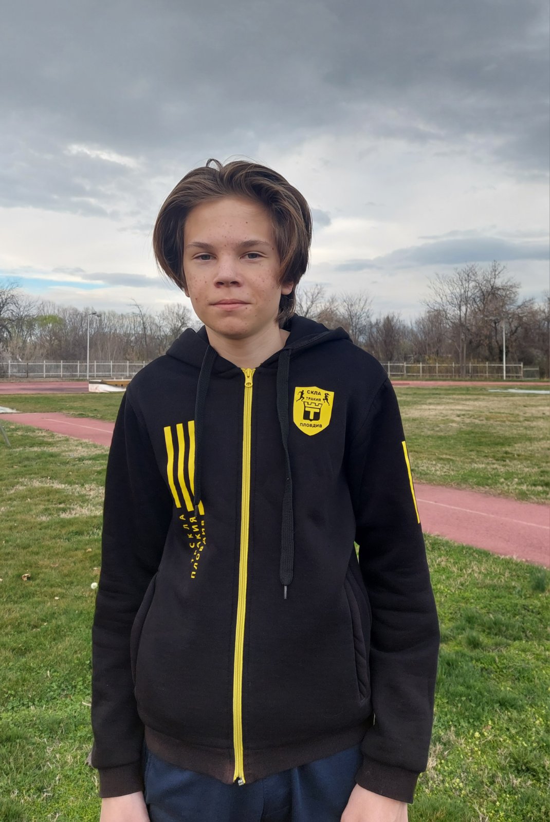 Шест дни в седмицата 13 годишният Олександр Искрук от украинския град