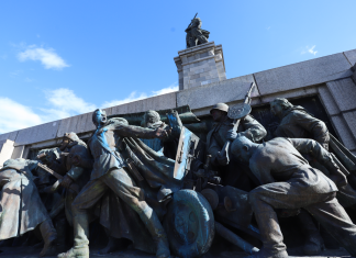 паметникът на съветската армия
