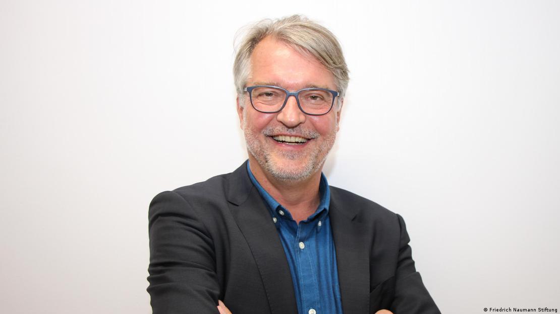 Мартин Котее е регионален директор за Югоизточна Европа в германската