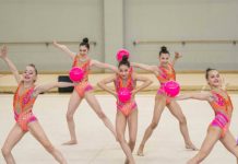 Ансамбъл по художествена гимнастика - девойки