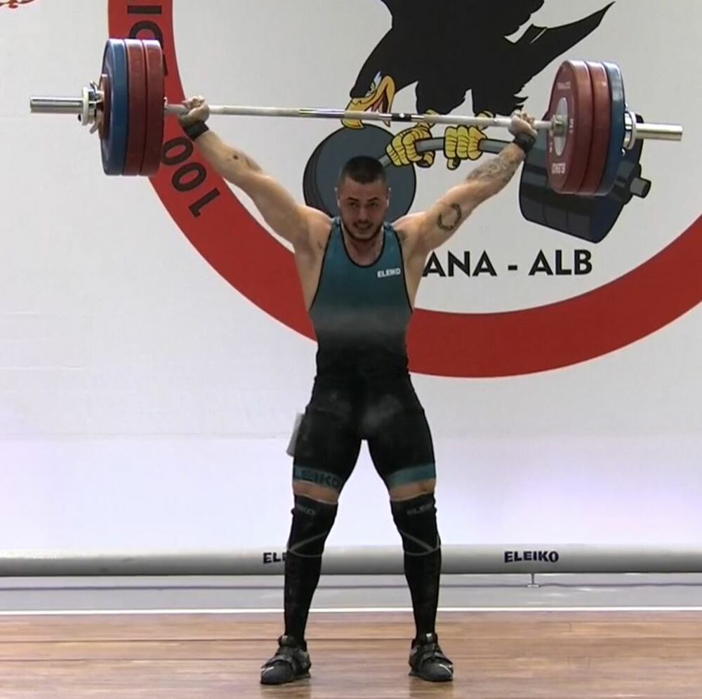 Карлос Насар спечели златен медал в категория до 89 килограма