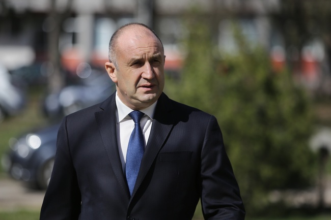 Румен Радев ще издаде указ за свикване на парламента възможно