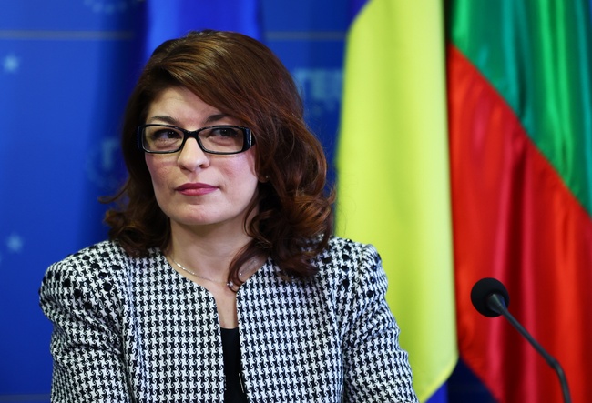 СподелиДесислава Атанасова е номинацията на ГЕРБ-СДС за конституционен съдия.Това обяви