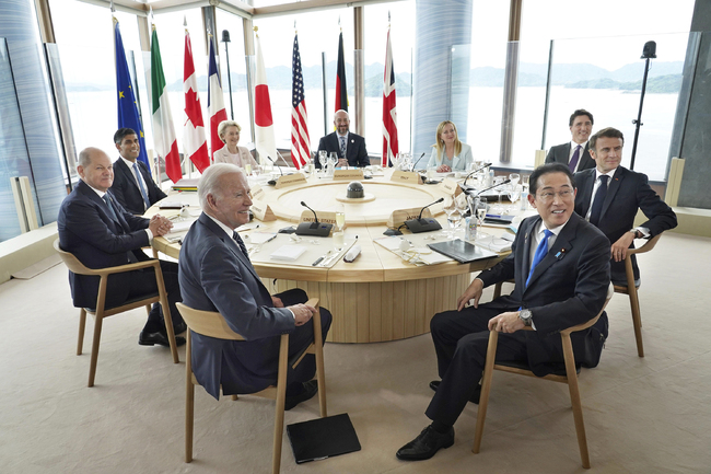 Лидерите на Г-7 се договориха да засилят санкциите срещу Русия