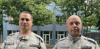 Двамата военни Снимка: Фейсбук