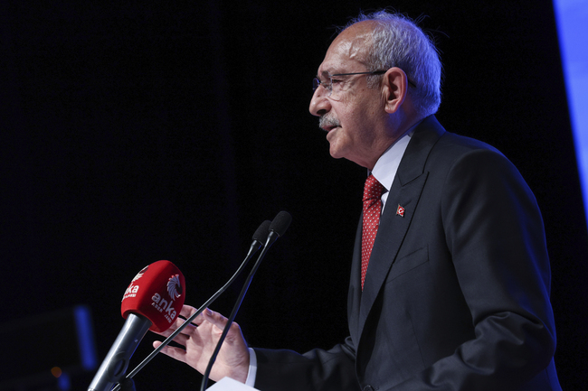 Турската опозиция преживява сериозно сътресение след поражението на парламентарните избори