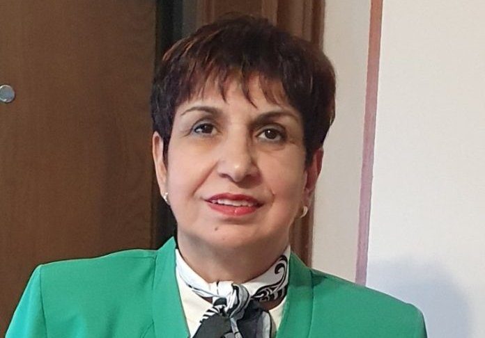 Албена Костадинова