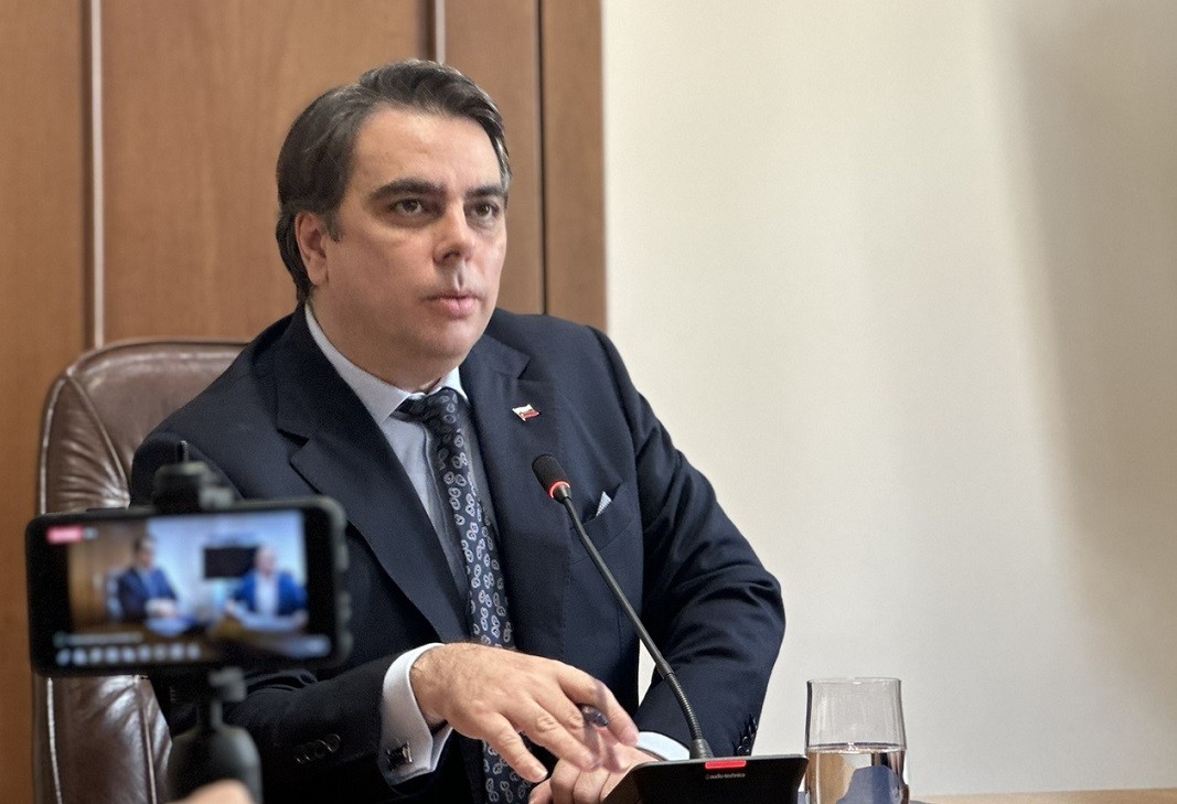 Финансовият министър Асен Василев представи параметрите на Бюджет 2024 на