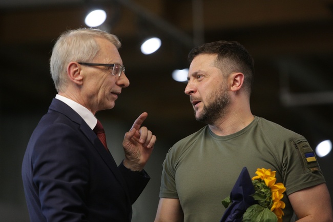 Министър председателят акад Николай Денков заминава за еднодневно работно посещение