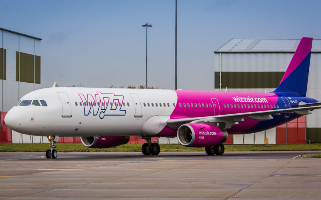 До утре авиокомпанията Wizz Air трябва да представи на Главната