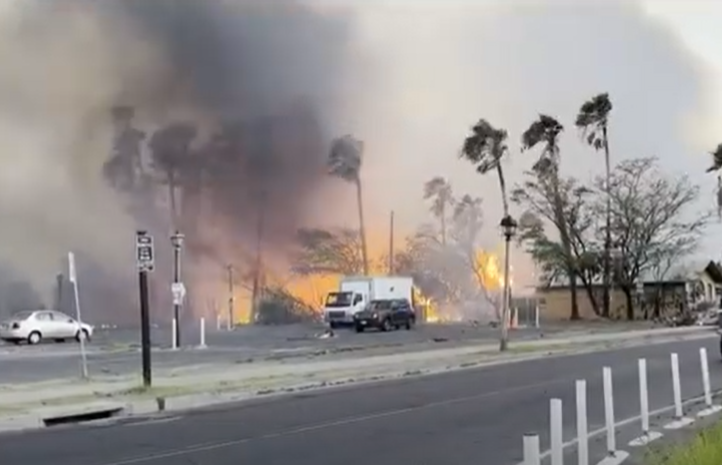 Горските пожари които обхванаха през нощта остров Мауи – един