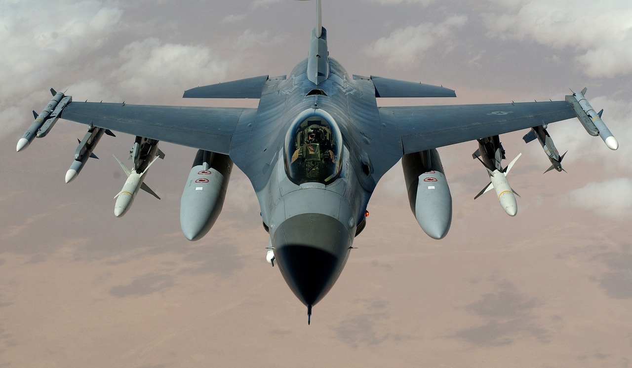 България ще получи първите си два американски изтребителя F-16 Block