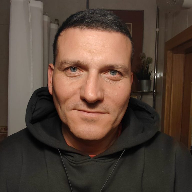 Митко Павлов: Ние събираме капачки за децата, а полицаите си купуват ...