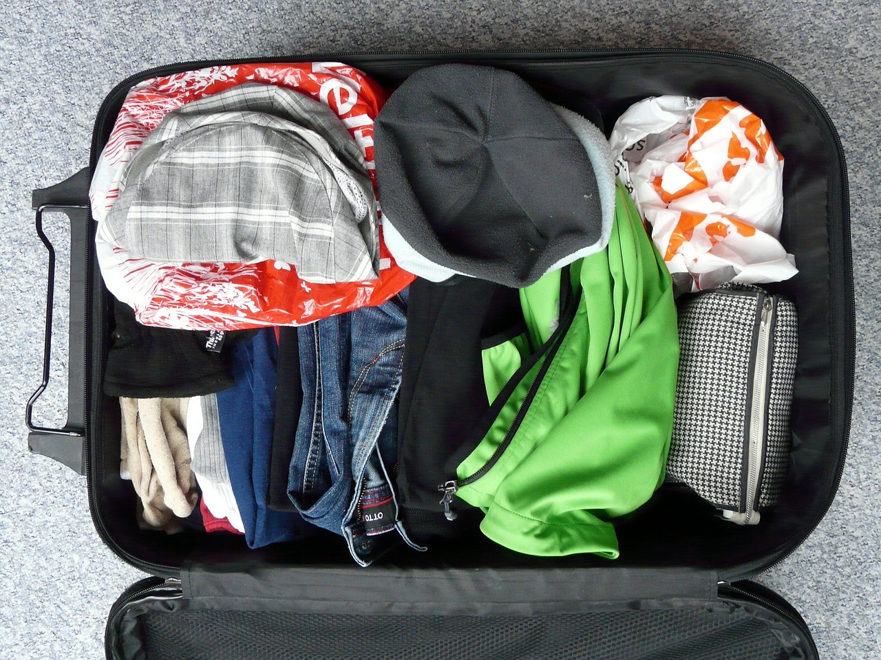 Ръчният багаж в самолета е неотменим компонент от пътуването се