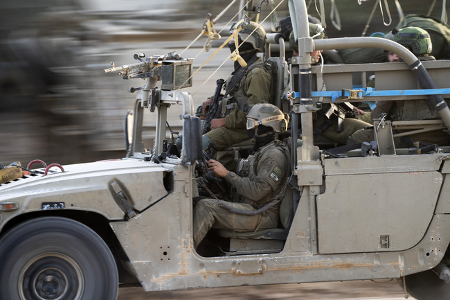 СподелиПродължават ожесточените сражения в ивицата Газа Израелският премиер Бенямин Нетаняху