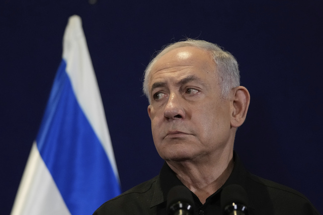 СподелиАтаките към израелския премиер Нетаняху са и от десните му