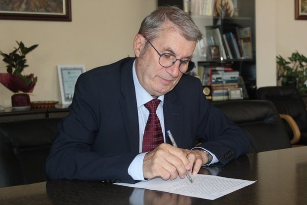 Министърът на здравеопазването проф. Христо Хинков издаде заповед, с която