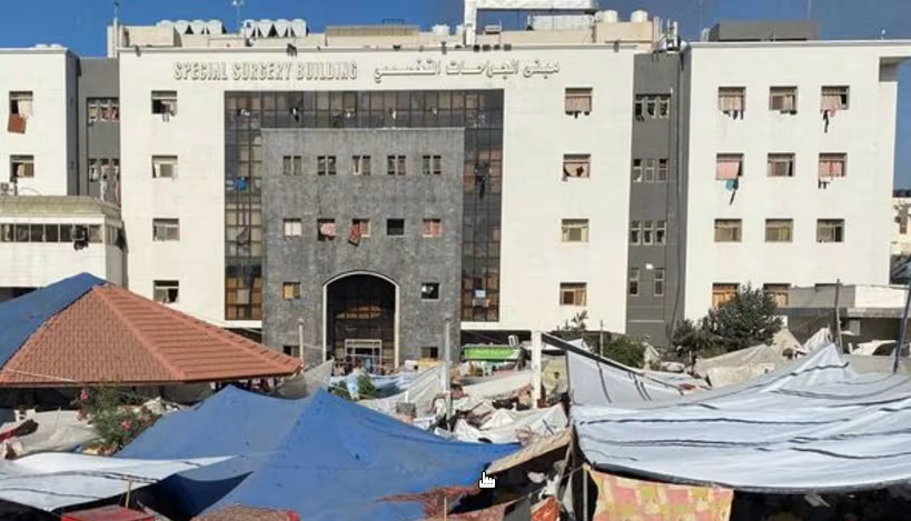 Около болницата Ал Шифа в ивицата Газа кипи ожесточена битка