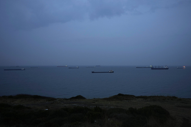 СподелиУкраинските военни съобщиха днес че гръцки товарен кораб плаващ в