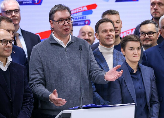 СподелиСръбска прогресивна партия СПП на президента Александър Вучич спечели убедително