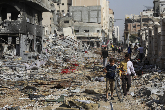 СподелиИнтензивни сражения във и около големите градове в ивицата Газа