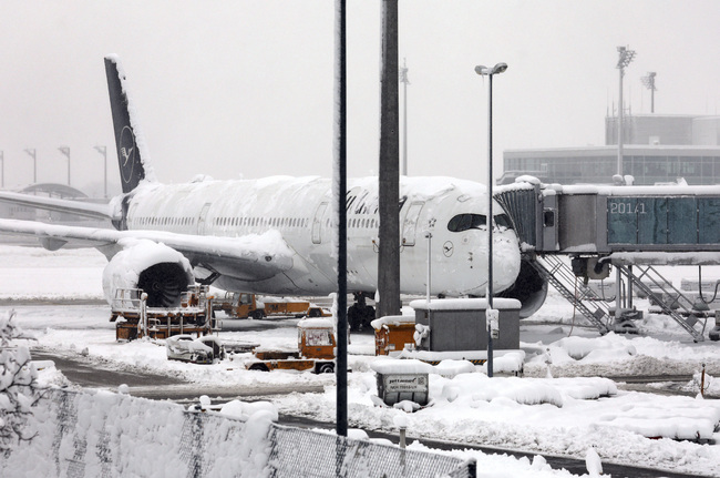 летището на Мюнхен, сняг