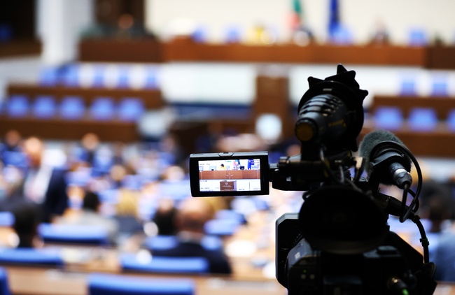 СподелиПарламентът ще обсъди на второ четене Законопроекта за Българската народна