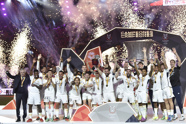СподелиРеал Мадрид спечели Суперкупата на Испания по футбол за 13-и