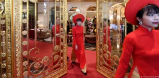 Първият златен хотел в света е отворен в Ханой