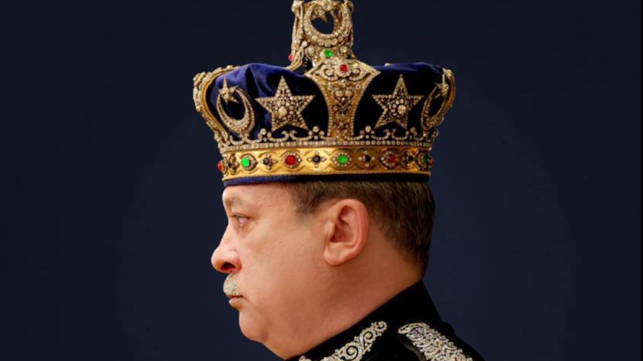 СподелиМалайзия има нов крал – милиардер който има собствена армия
