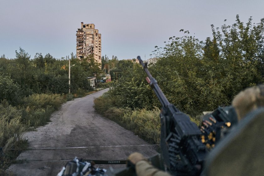 СподелиУкраинските сили са спрели руското настъпление край източния град Авдеевка