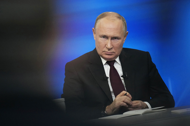 СподелиРуският президент Владимир Путин определи случилото се в концертната зала