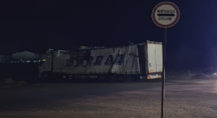 Взривен камион в Казанлък