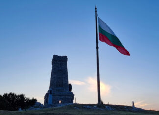 Паметник на Свободата връх Шипка
